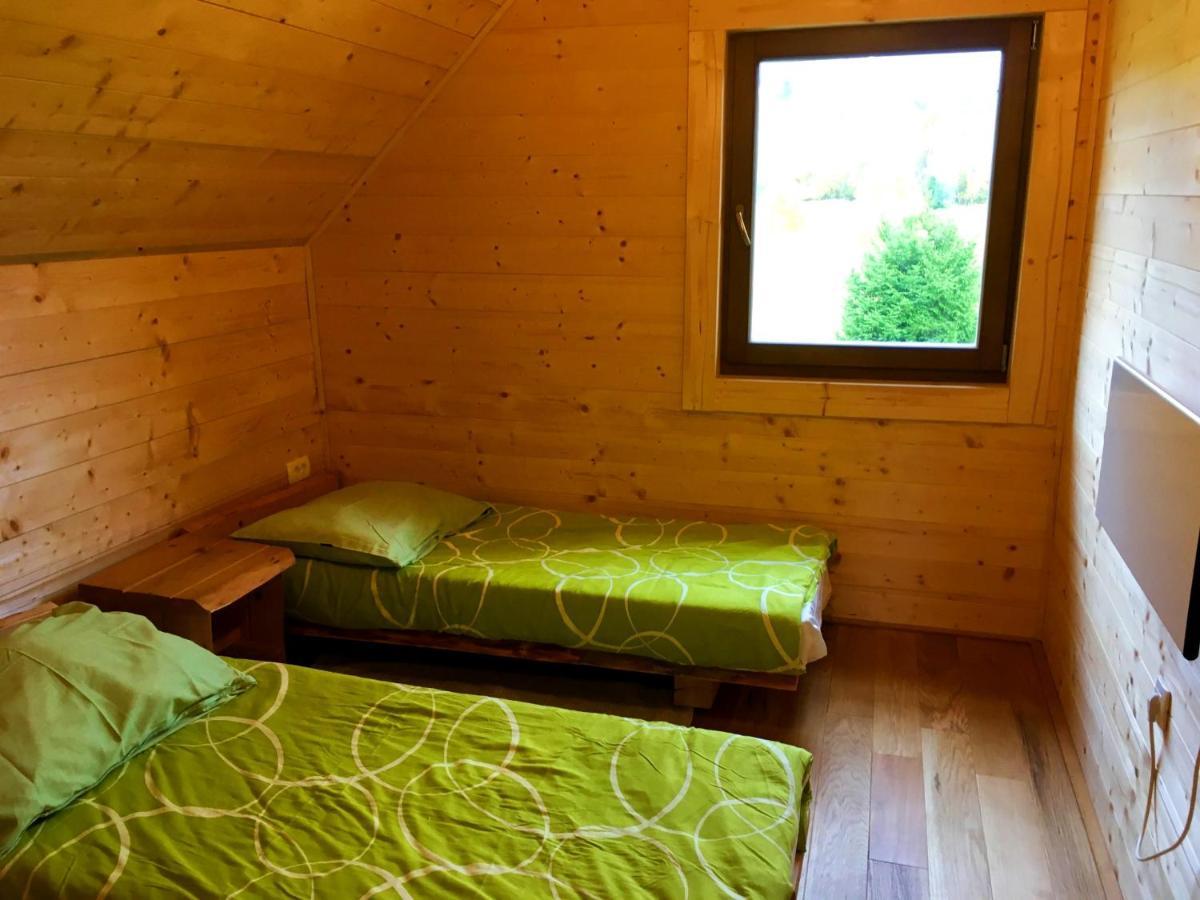 Chalets Zelena Vrata Fužine Eksteriør bilde