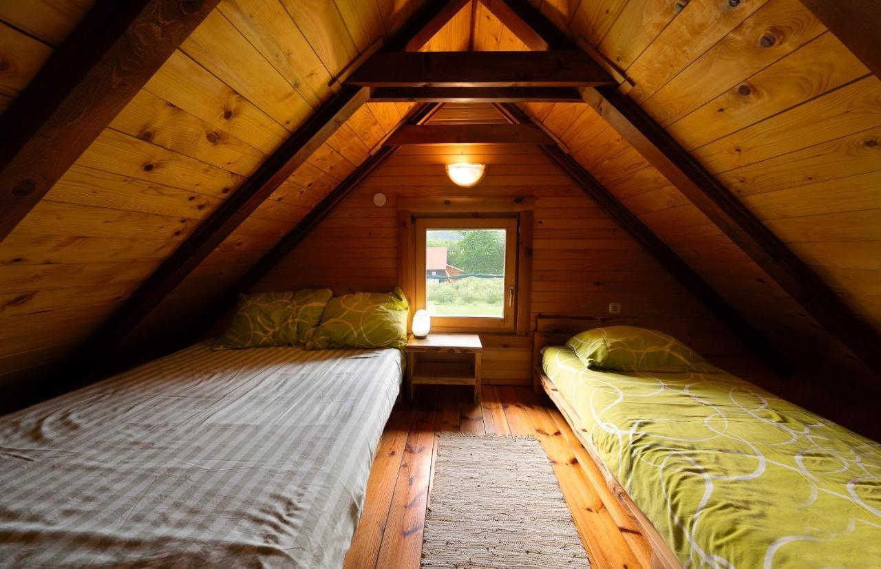 Chalets Zelena Vrata Fužine Eksteriør bilde