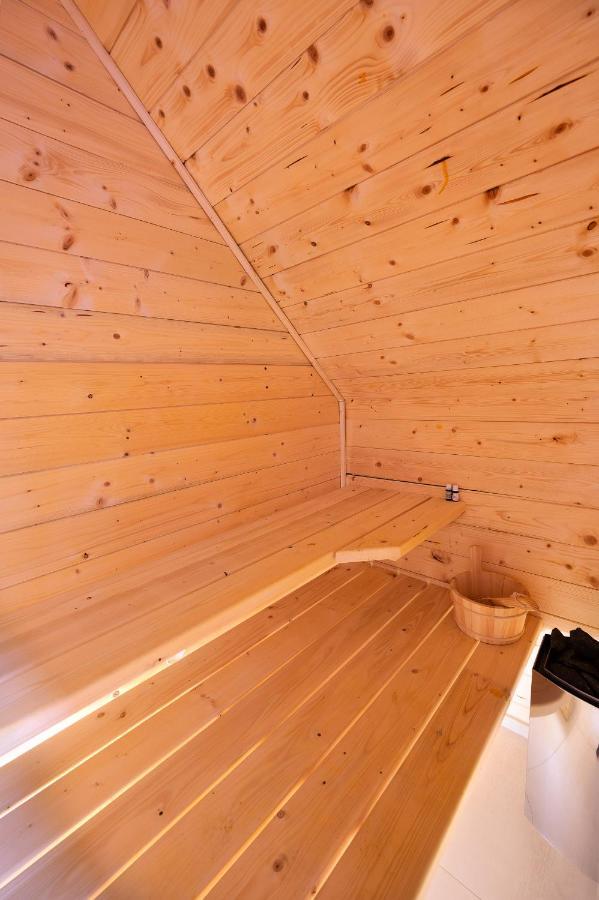 Chalets Zelena Vrata Fužine Eksteriør bilde