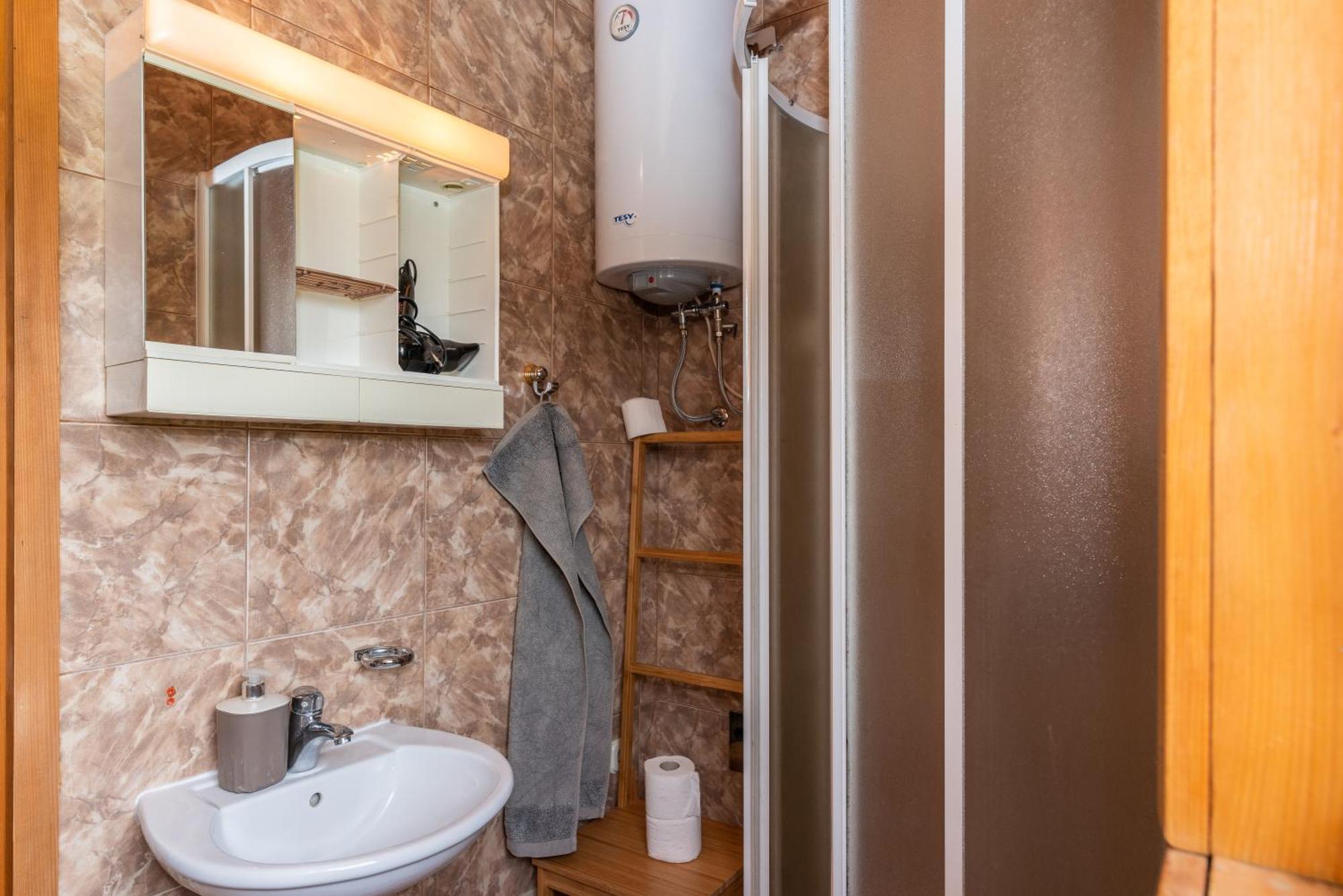 Chalets Zelena Vrata Fužine Eksteriør bilde
